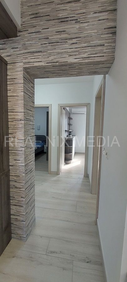 Apartman na moru  Prodaja  Privlaka  Privlaka