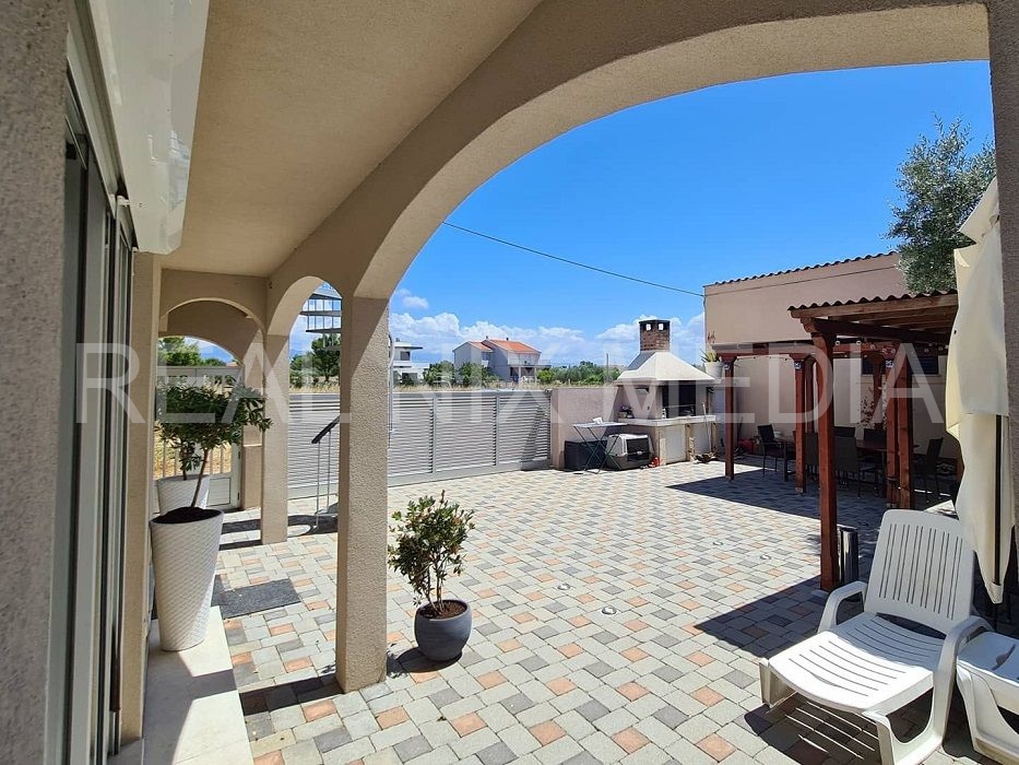 Kuća na moru  Prodaja  Privlaka  Privlaka