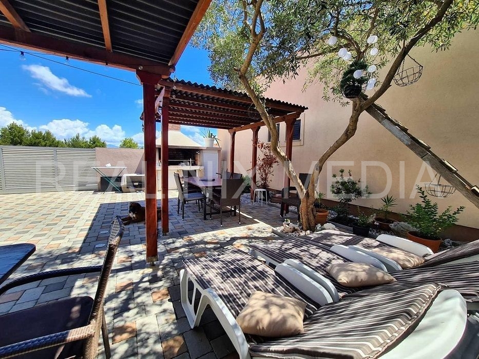 Kuća na moru  Prodaja  Privlaka  Privlaka