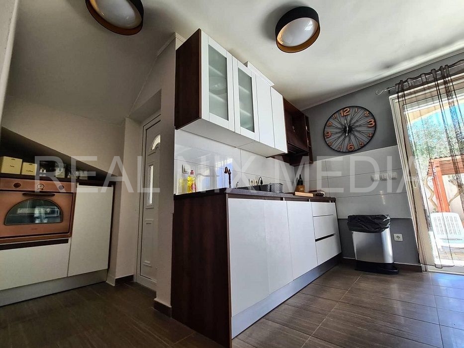 Kuća na moru  Prodaja  Privlaka  Privlaka