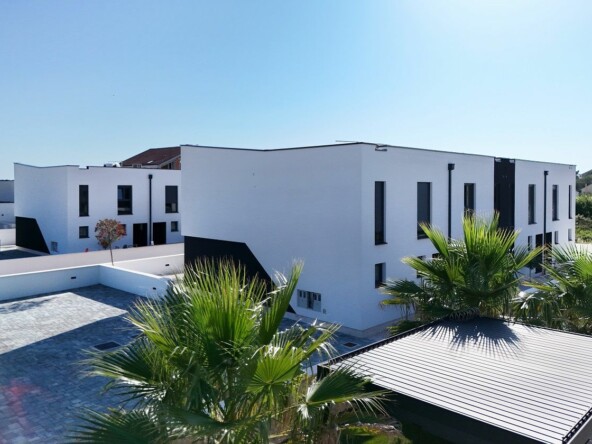 Apartman s okućnicom  Prodaja  Privlaka  Privlaka