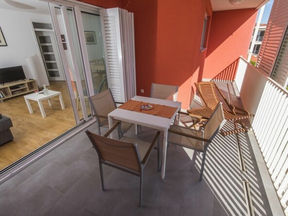 Apartman na moru  Prodaja  Privlaka  Privlaka