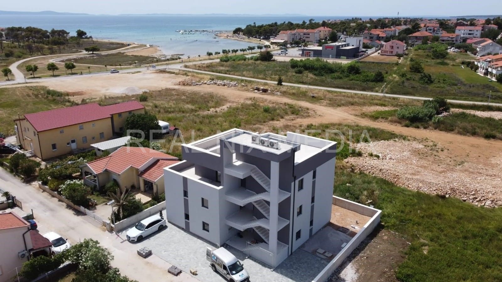 Apartman na moru  Prodaja  Privlaka  Privlaka